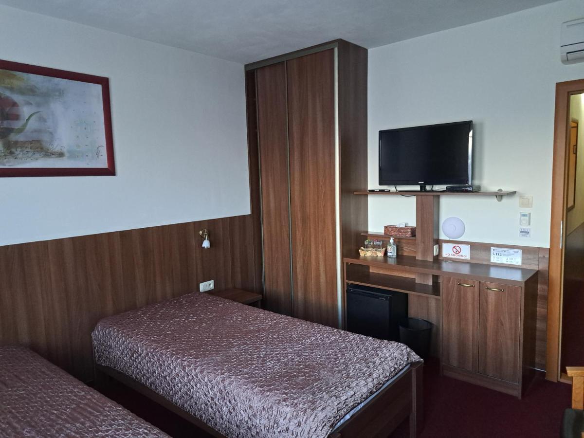 Penzion Kozak B&B Sebedražie Exterior foto