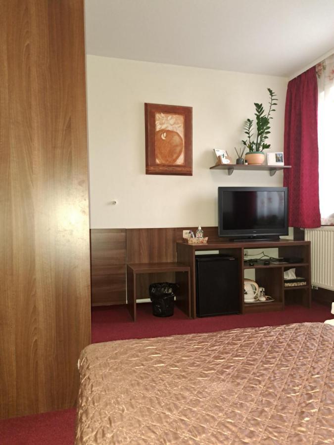 Penzion Kozak B&B Sebedražie Exterior foto
